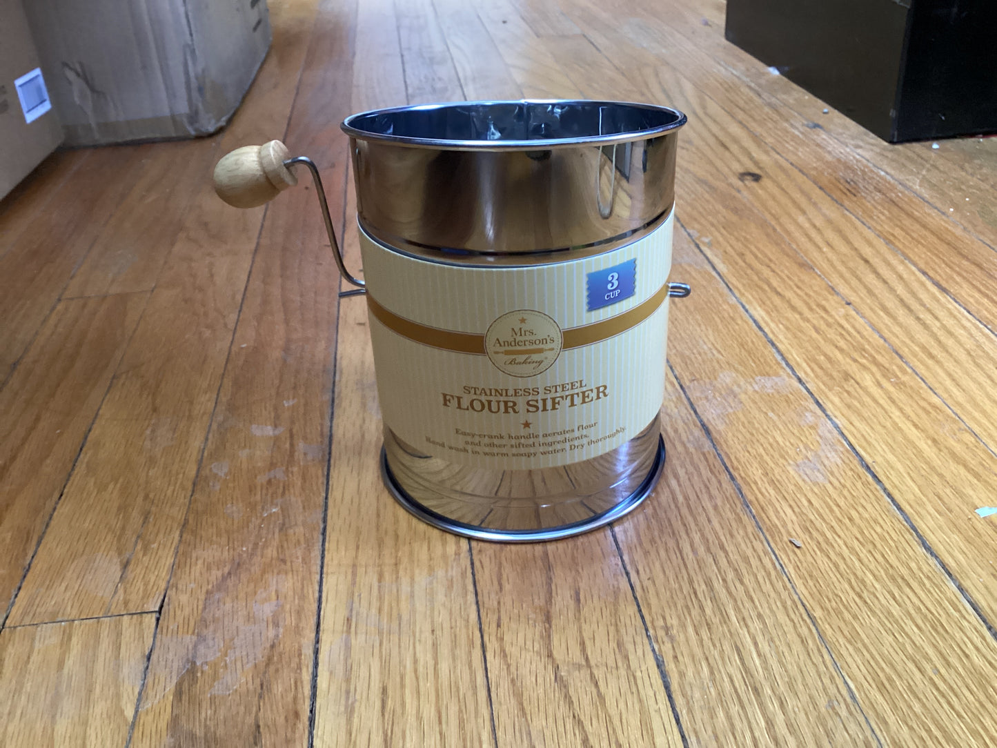 Mrs Anderson’s Hand Crank Sifter