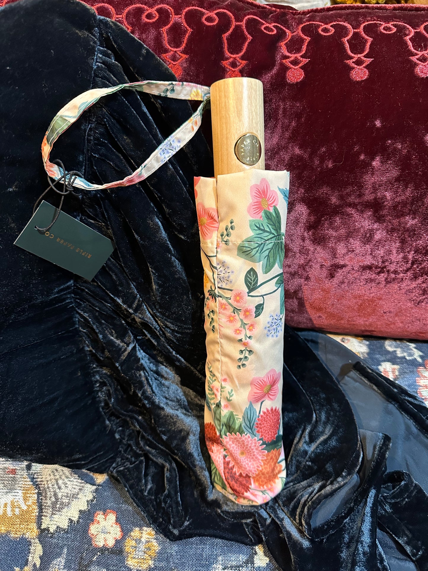 Dahlia Umbrella