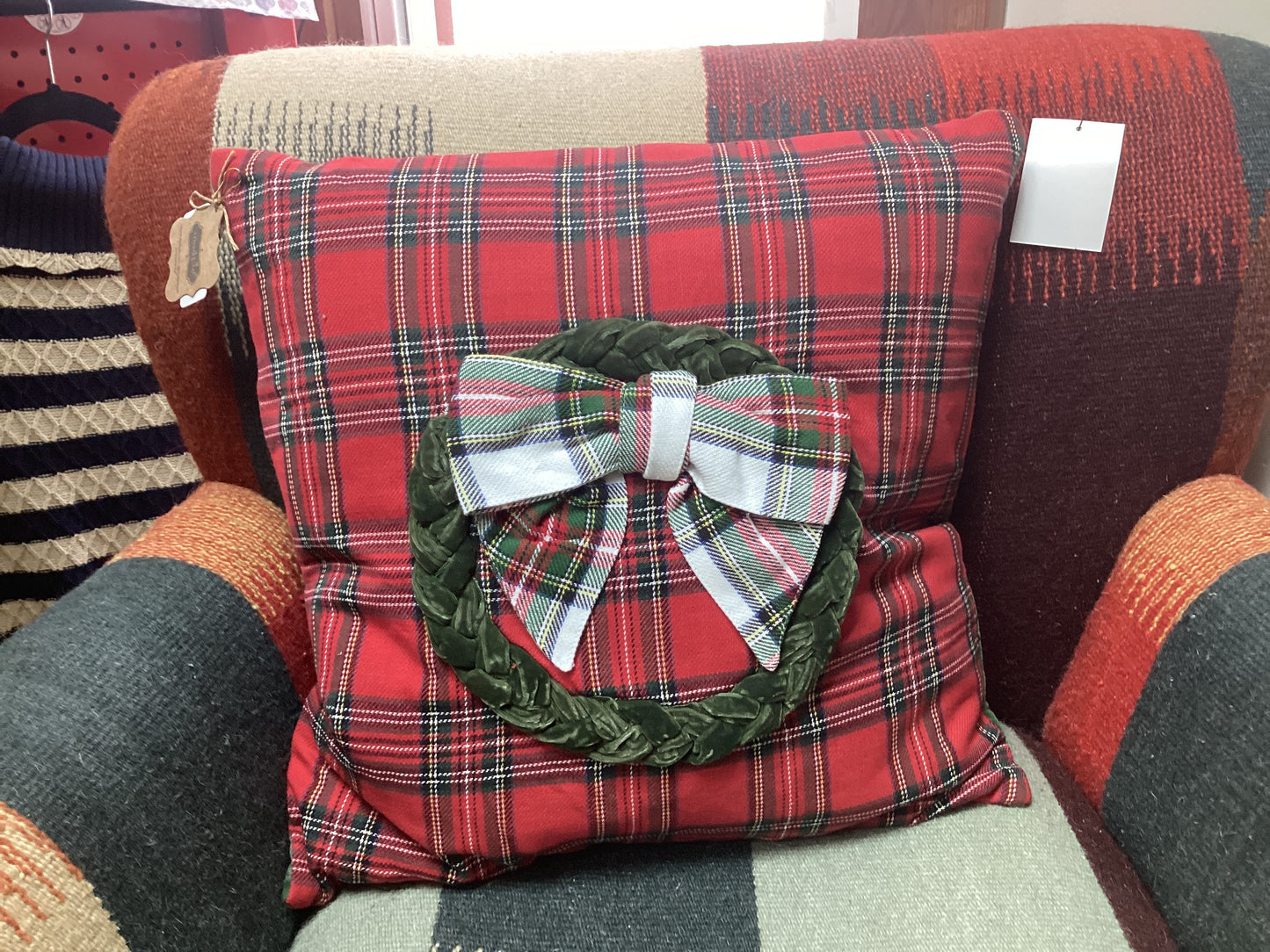 Velvet Wreath Pillow