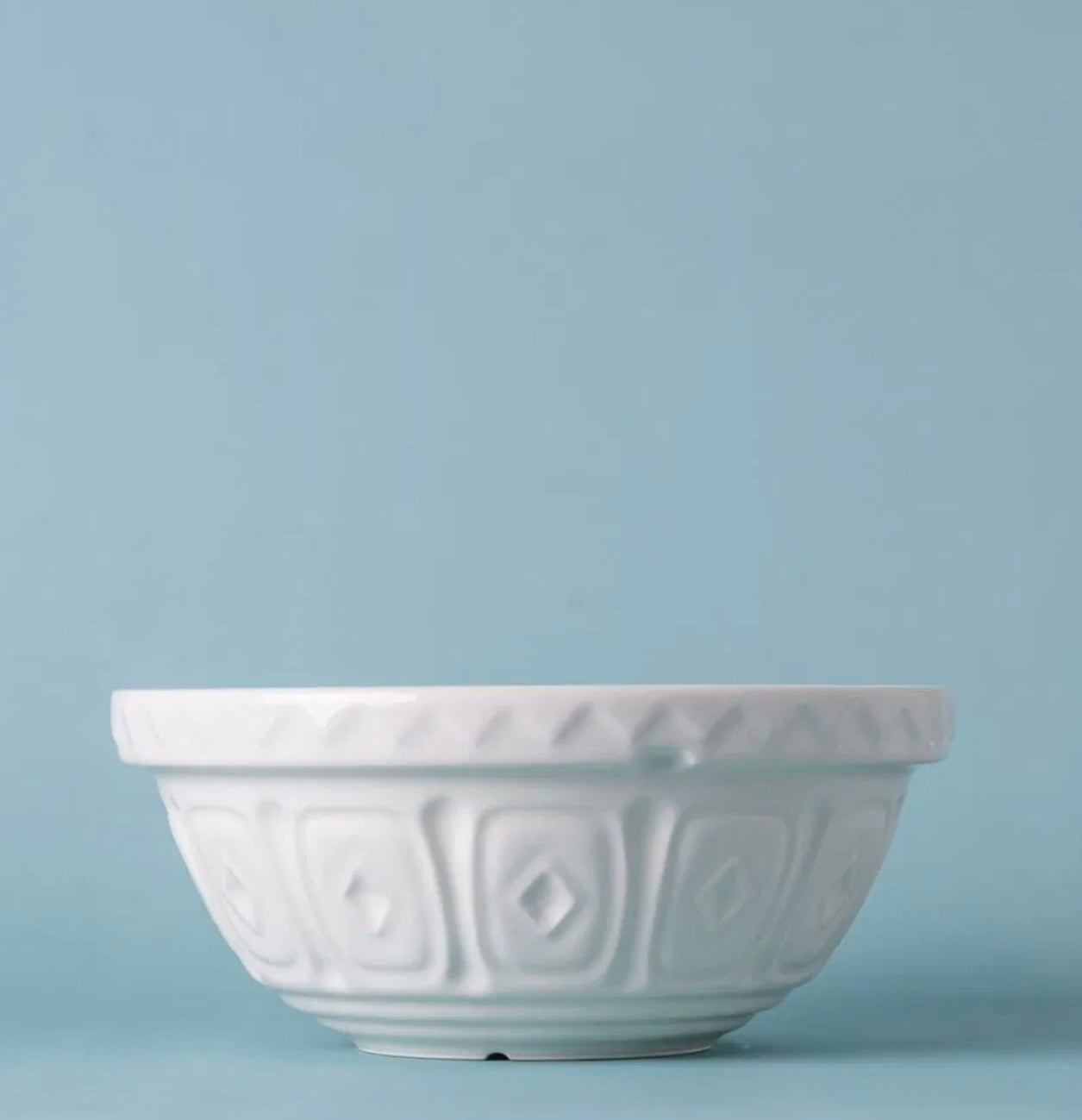 Mason Cash Color Mix S18 Cream (2.85 Qt) Mixing Bowl