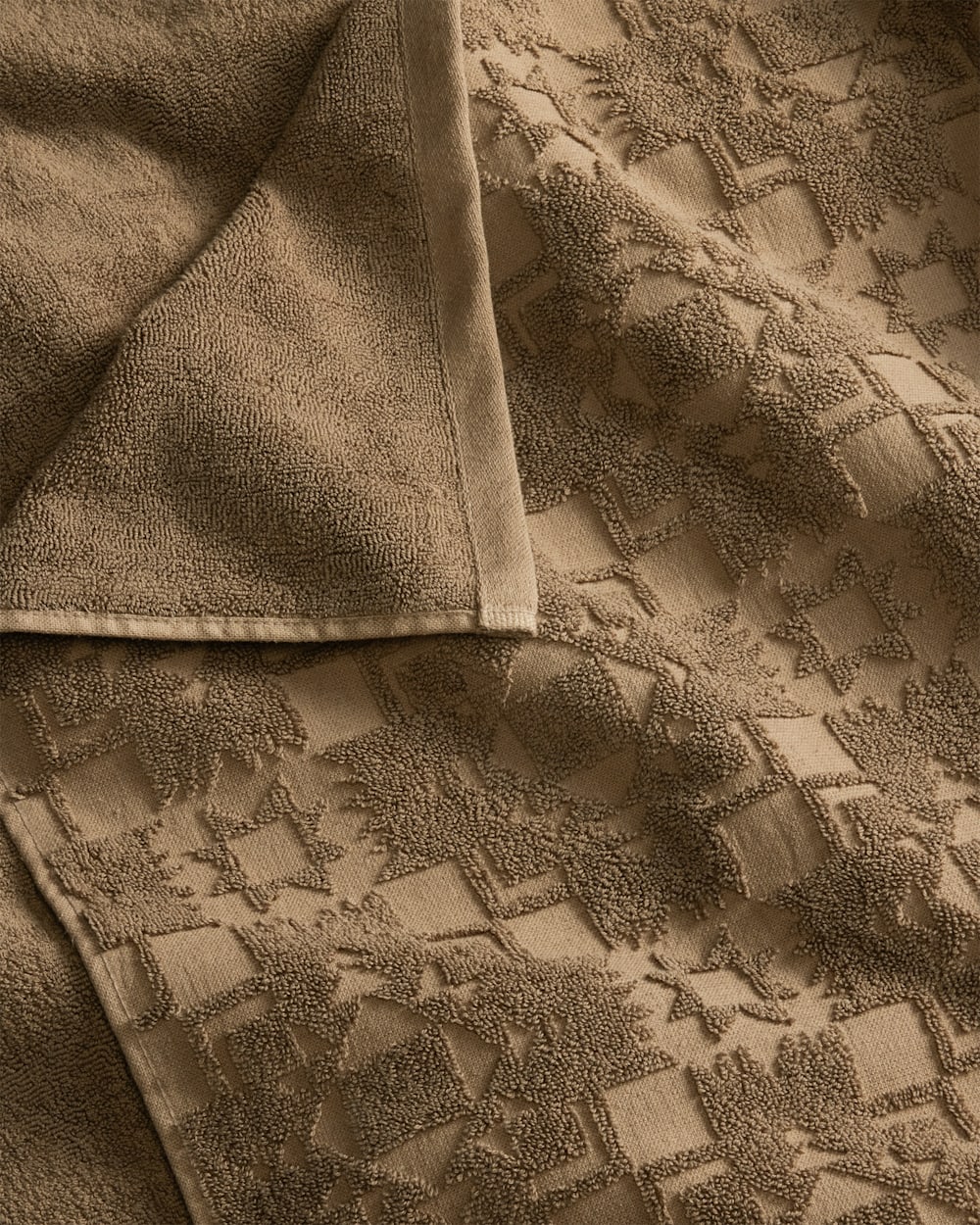 Pendleton Sculpted Hand Towel