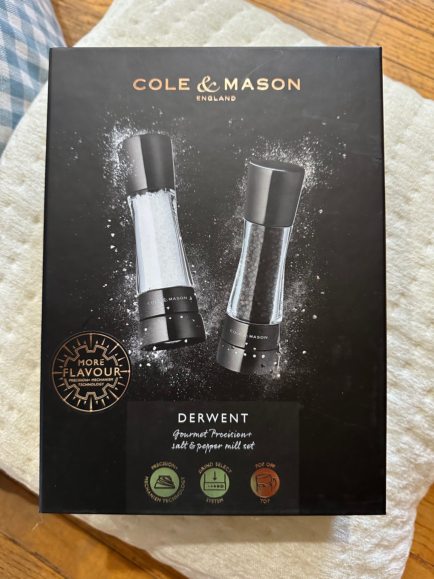 Cole and Mason Salt Pepper Mill Set